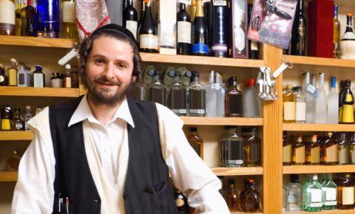 How much does it cost to start a liquor store in the UK